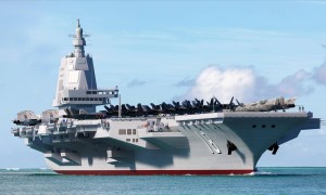 比福特级还要大，解放军全新航母疑似曝光，目标舰一步到位？