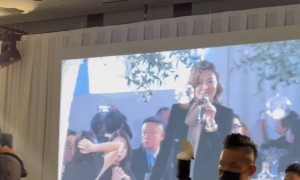 邱淑贞侄女在台湾办婚礼，场面隆重盛大，刘嘉玲关之琳同场好贵气