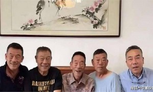 杨少华头七刚过！儿子境况天差地别，杨老三悲痛住院，杨议只顾吃