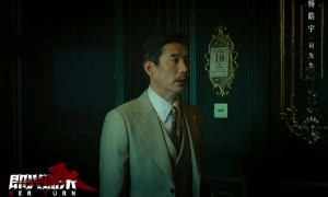 短剧猛料式创作，模仿《消失的她》…冷淡市场下卖座的《即兴谋杀》为啥投机成功？