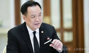 泰国总理阿努廷随国王访华期间接到特朗普来电